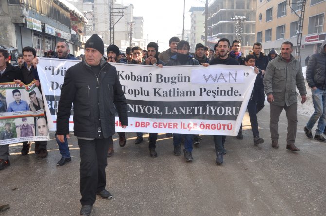Van'da 12 kişinin öldürülmesi Yüksekova'da protesto edildi