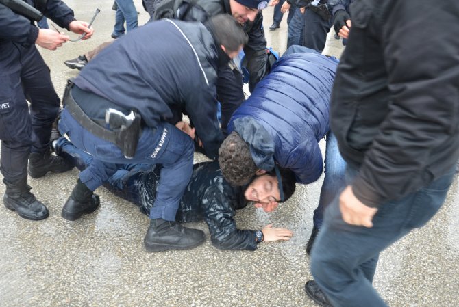 Ankara’daki BM binası önünde 9 protestocu gözaltına alındı