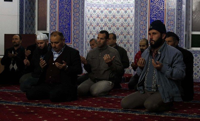 Antalya Hal Esnafından Krize Karşı Bereket Duası