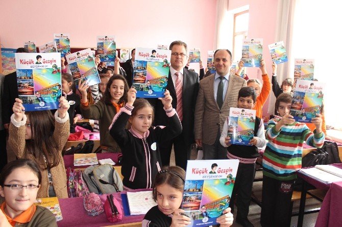 Beyşehir Belediyesi’nden Öğrencilere “Küçük Gezgin” Kitabı