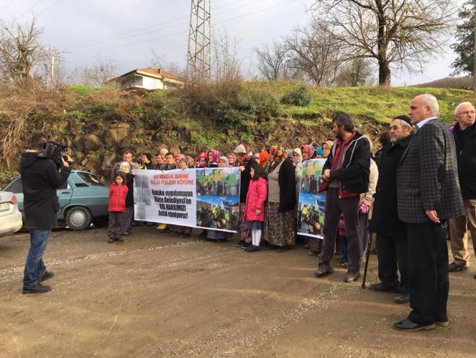 CHP teşkilatı mağdur köylülere destek oldu