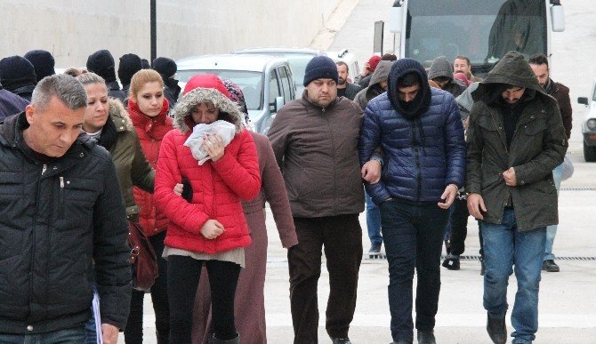 Elazığ’daki Terör Operasyonunda Gözaltına Alınan 14 Şüpheli Adliyeye Sevk Edildi