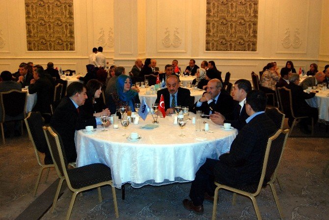 Gaziantep’te Ortadoğu Konulu Toplantı