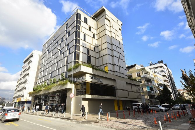 İzmi'deki tam otomatik otoparkı geçen sene yaklaşık 109 bin araba kullandı