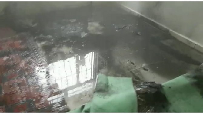 Nusaybin'de binanın altından geçen elektrik kabloları patladı