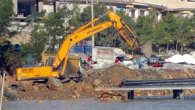 Bodrum'da dokuz yıl önce yanan orman alanında dört otel yükseliyor