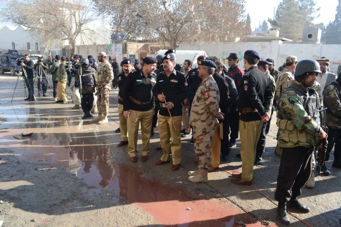 Pakistan’da sağlık merkezine bombalı saldırı: 15 ölü, 10'dan fazla yaralı