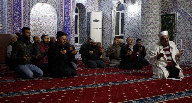 Antalya Hal Esnafından Krize Karşı Bereket Duası