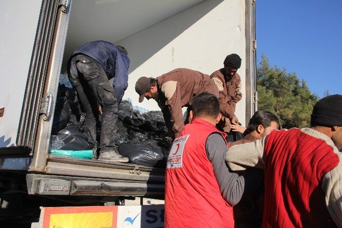 Bayırbucak Türkmenlerine Yardımlar Sürüyor
