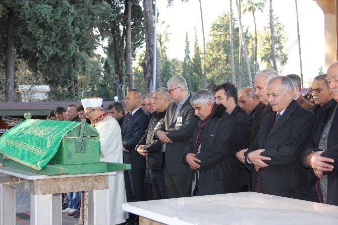 Hacı Mustafa Kıvanç Toprağa Verildi