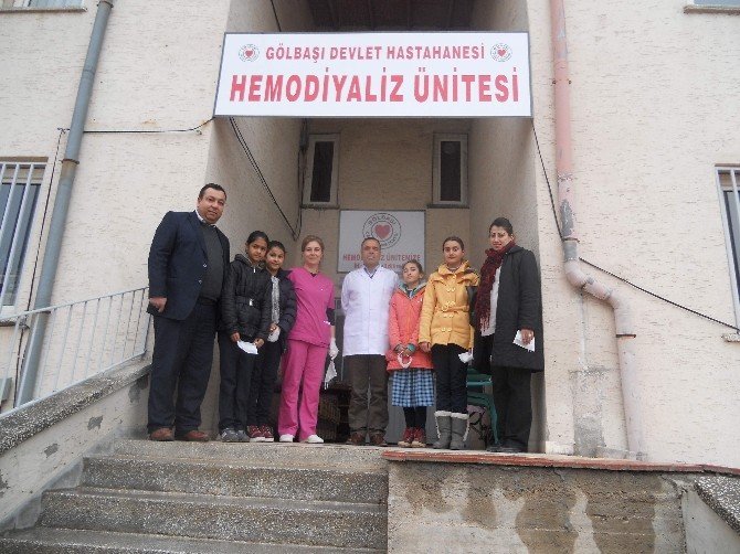 Öğrencilerden Hemodiyaliz Hastalarına Ziyaret
