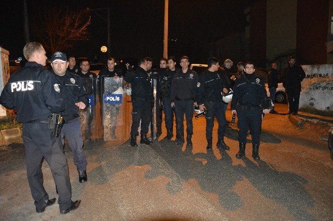 Bursa’da Uyuşturucu Tacirlerine Linç Girişimi, Polis Havaya Ateş Açtı...
