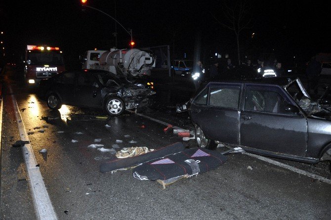 Eskişehir’de Trafik Kazası: 3 Yaralı