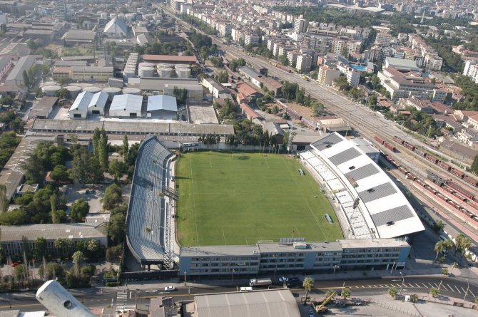 İzmir Büyükşehir'den Alsancak Stadyumu için bedelsiz tahsis