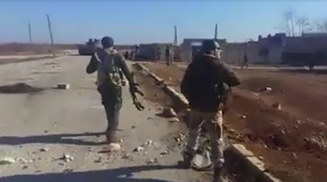 IŞİD'le çatışan Türkmenler 2 köyü daha geri aldı