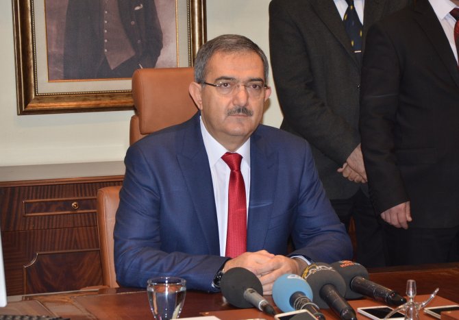 Selçuk Üniversitesi’nde yeni Rektör Prof. Dr. Şahin görevi devraldı