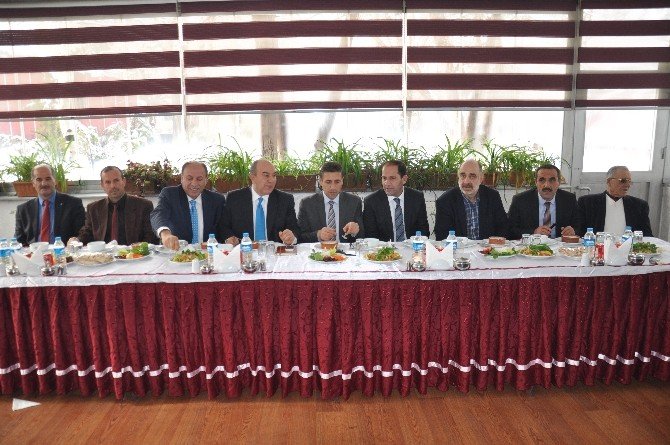 AK Parti Muş İl Başkanlığı’ndan İstişare Toplantısı