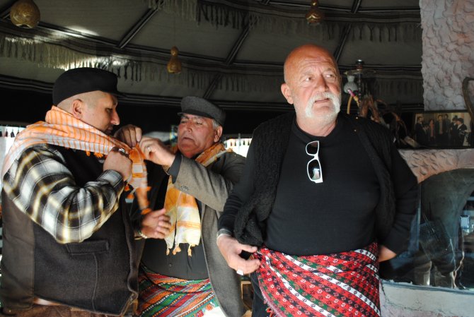 Sümer Tilmaç'ın destek verdiği Yörük belgeseli 2016'ta tamamlanacak