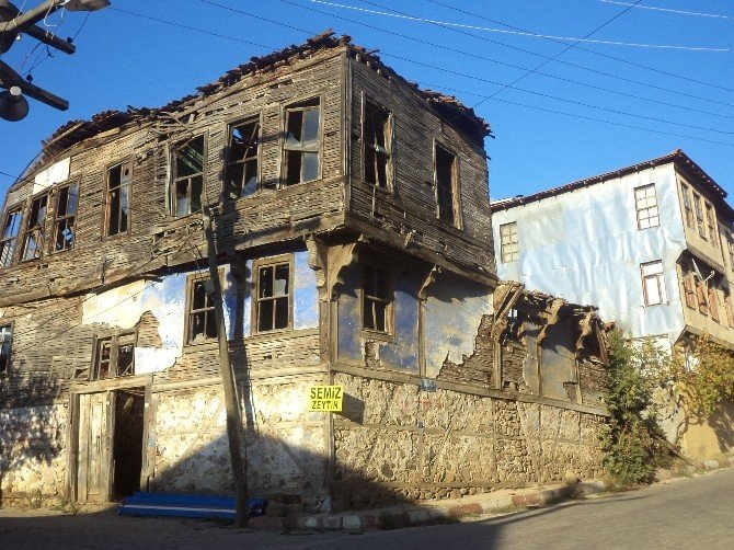 Yalova’da Tarihi Binalar Tescil Ediliyor