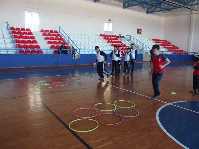 Futbol Eğitim Projesi Daday’da Devam Ediyor