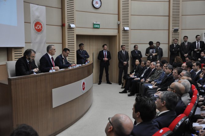 Maliye Bakanı Ağbal, 2016 bütçesini bağladı