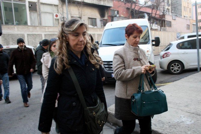 Bursa’da Gözaltına Alınan 3 Akademisyen Adliyeye Sevk Edildi