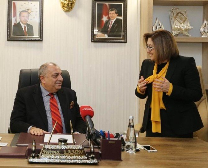 Başbakan Yardımcısı Türkeş’den Fatma Şahin’e Ziyaret