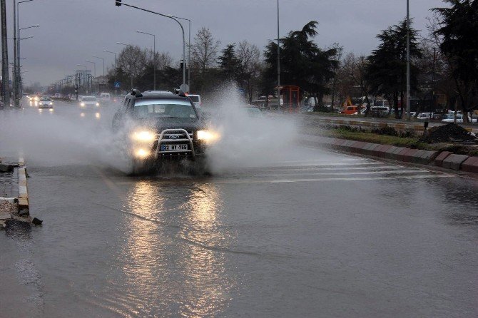 Edirne’de Sağanak Yağmur