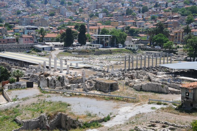 İzmir Büyükşehir arkeolojik kazılara bu yıl 3.2 milyon lira verecek