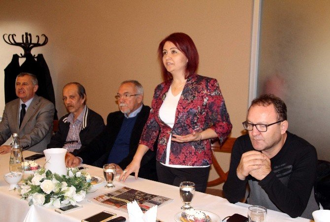 Agc Başkanlık Adayı Şener, Projelerini Açıkladı