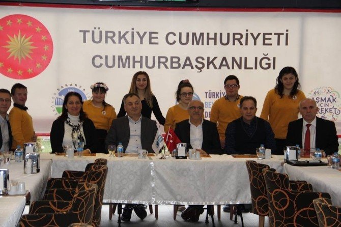 Türkiye Beyazay Derneği Bölge Başkanları Toplantısı Sakarya’da Gerçekleşti