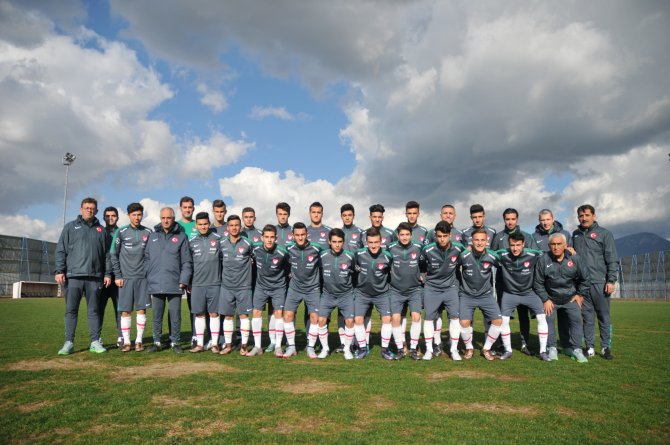 U16 Milli Takımı oyuncularından turnuva için tribünlere davet
