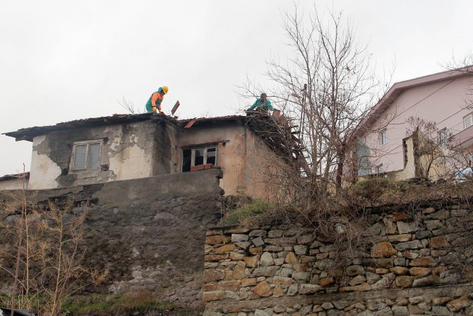 Çankaya Belediyesi kaçak yapıları yıkmaya devam ediyor