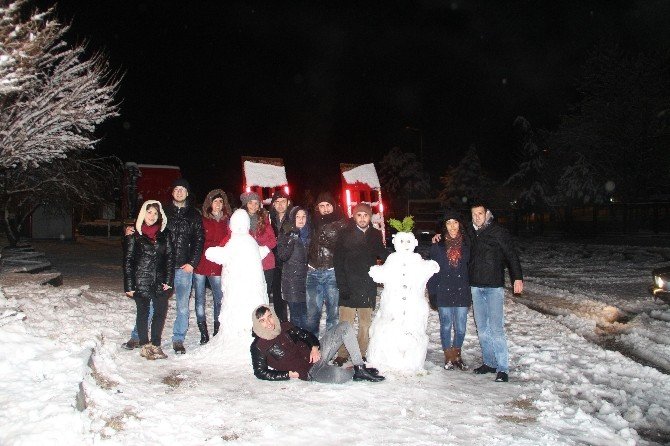 Demirci’de Öğrencilere 1 Gün Kar Tatili