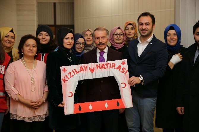 Türk Kızılayı Bayrampaşa Şubesi, Çocukları Şenlikte Buluşturdu