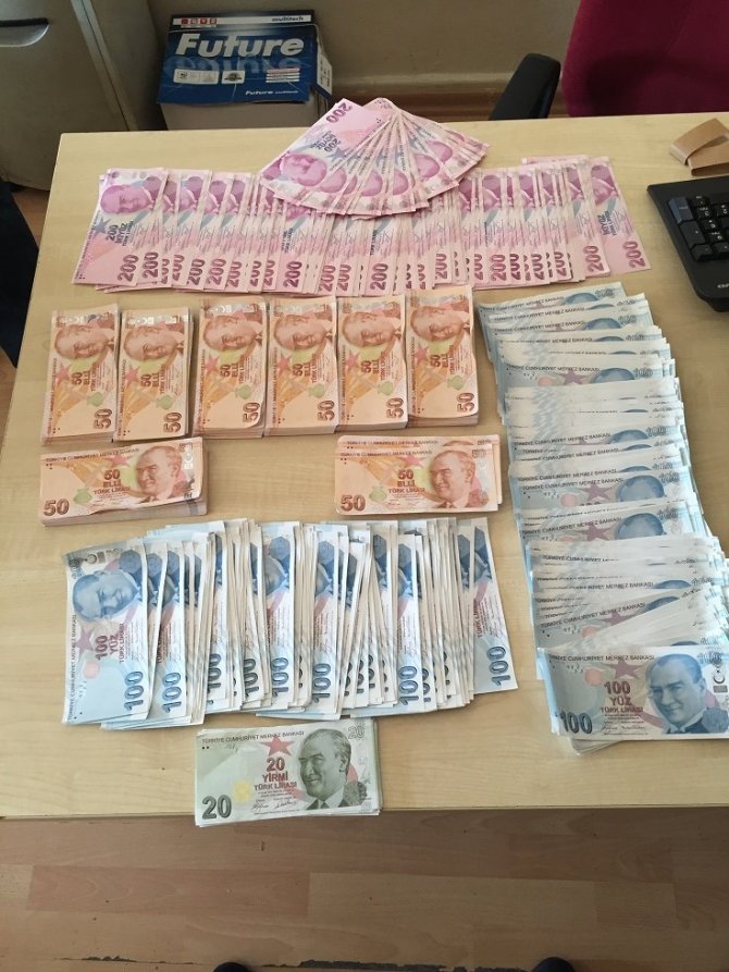 187 kilo esrar ile 100 bin TL sahte para ele geçirildi