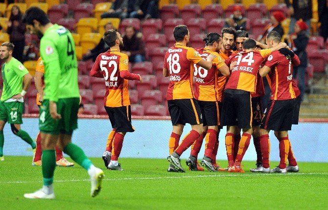 Galatasaray, Akhisar Deplasmanında