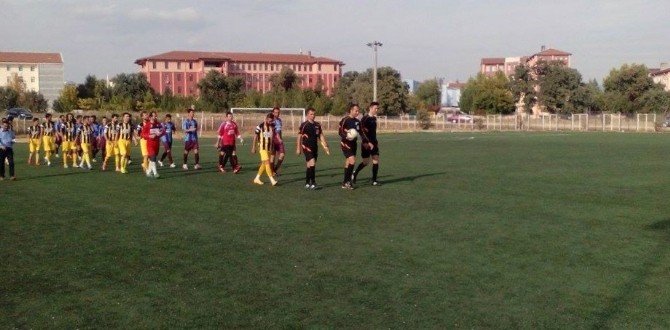 Uluoymak 1 Eylülspor İle Emetspor Play-off’ta