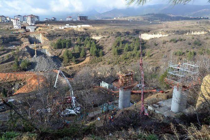 Karabük’te Kanyon Köprü Projesi Devam Ediyor