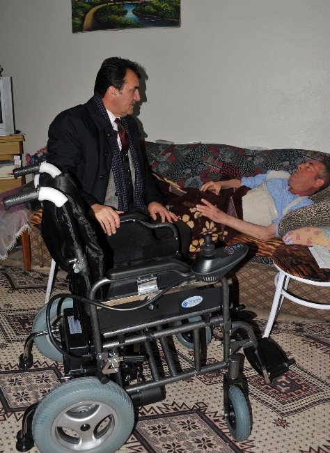 Osmangazi Belediye Başkanı Mustafa Dündar Hasta Vatandaşın Yüzünü Güldürdü