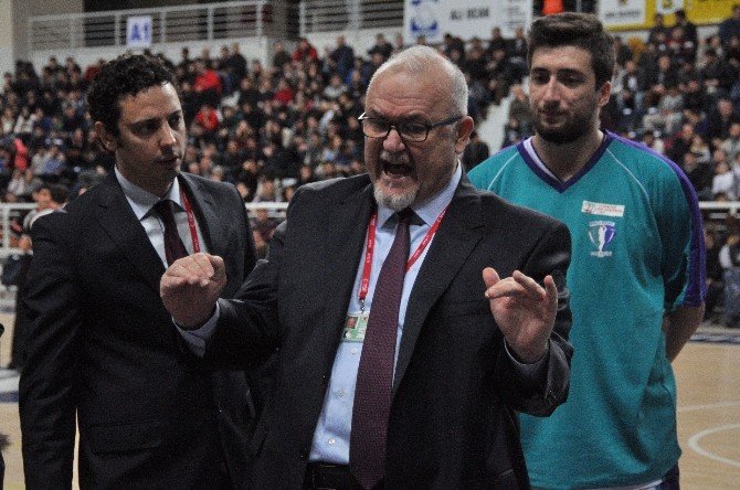 Sinpaş Denizli Basket’te Mağlubiyet Üzüntüsü