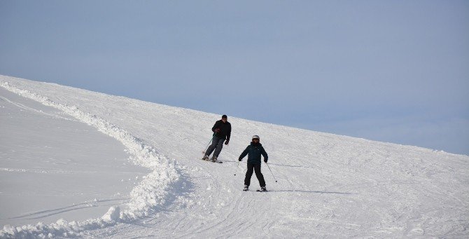 Nemrut Kayak Merkezi’nde Sezon Açıldı