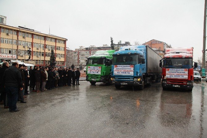 Kütahya Belediyesi’nden Bayırbucak Türkmenleri’ne 3 Tır Dolusu İnsanı Yardım Malzemesi