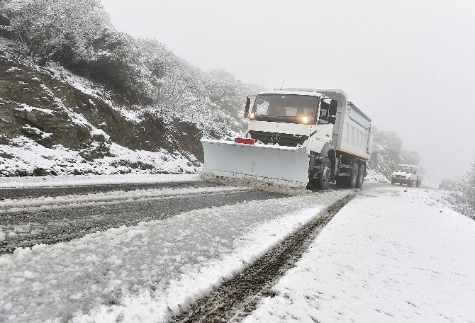 Kar, İzmir’de Hayatı Olumsuz Etkiledi