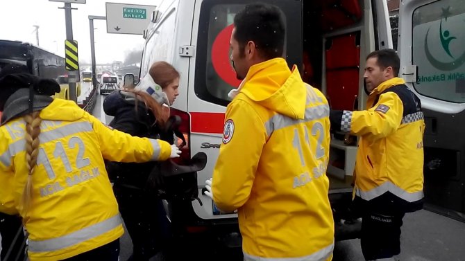 Merter’de metrobüs kazası: 5 yaralı