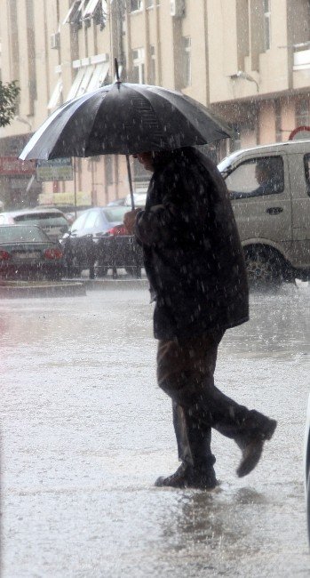 Adana’da Yağışlı Hava Devam Edecek