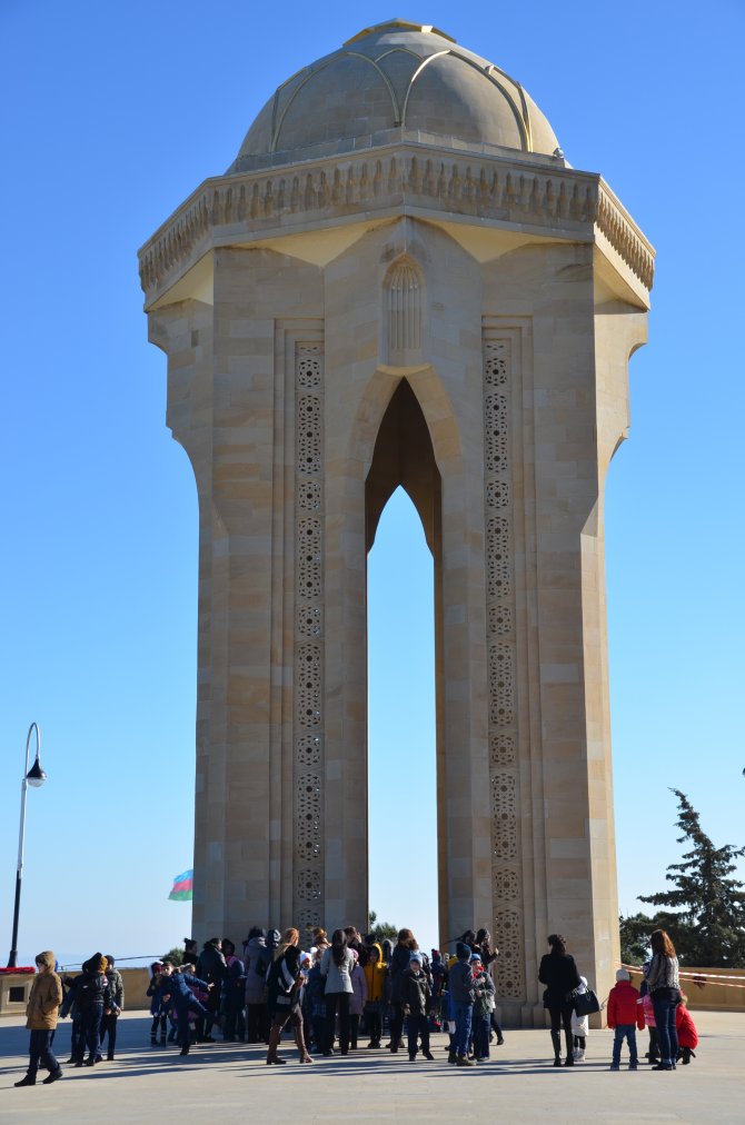 Bakü'de 20 Ocak Katliamı'nın 26. yılı anma törenleri hazırlıkları tamamlandı