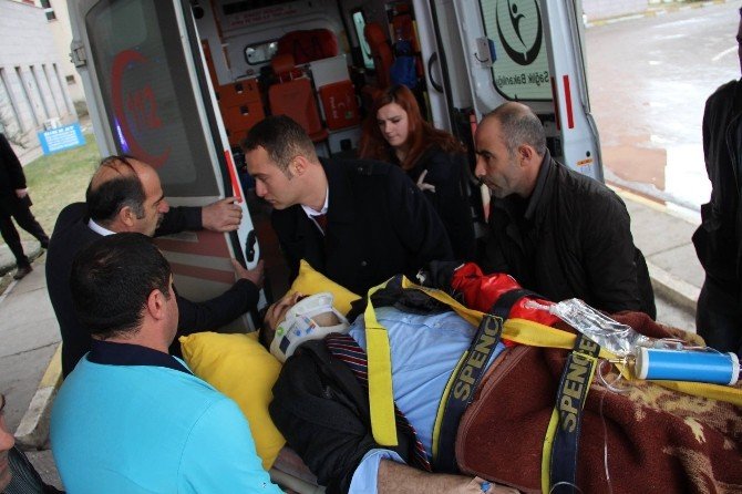 Erzurum’da Trafik Kazası: 1 Ölü, 2 Yaralı