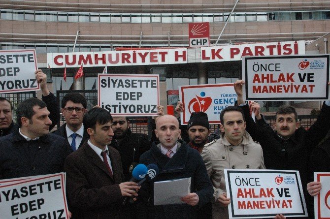 CHP Genel Merkezi Önünde Protesto