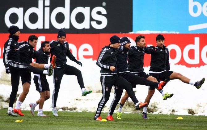 Hazırlıklarını tamamlayan Beşiktaş, kupa maçı için Karabük'e gidiyor